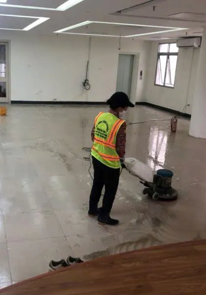 danh bong san da tu nhien